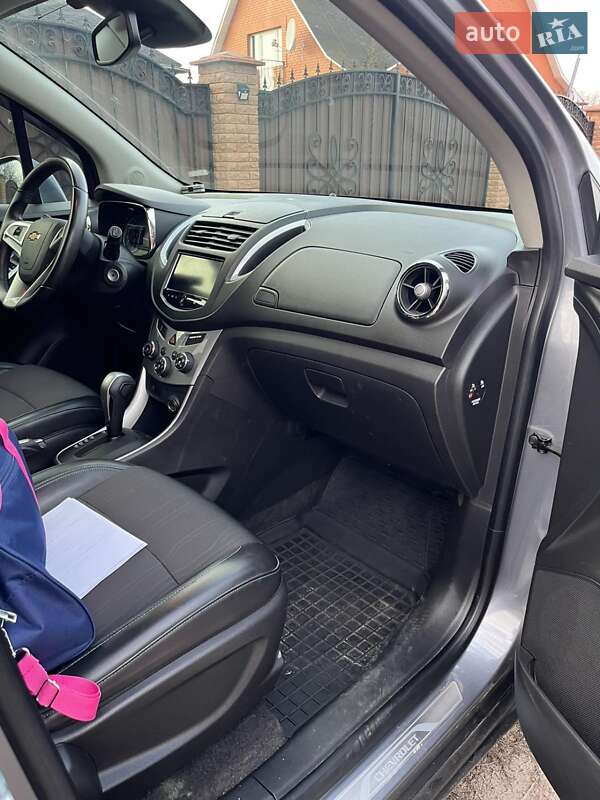 Внедорожник / Кроссовер Chevrolet Tracker 2013 в Киеве