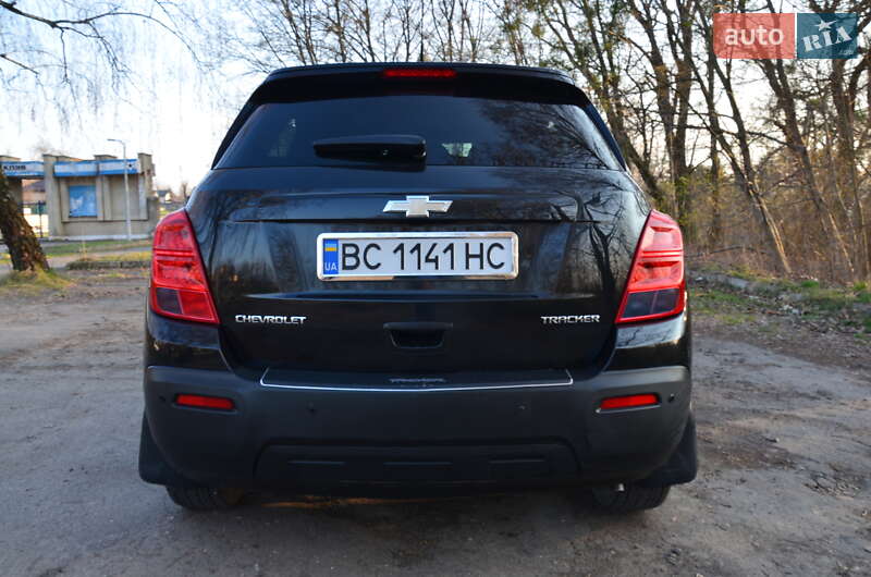 Внедорожник / Кроссовер Chevrolet Tracker 2016 в Золочеве
