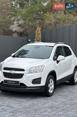 Позашляховик / Кросовер Chevrolet Tracker 2014 в 