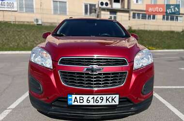 Внедорожник / Кроссовер Chevrolet Tracker 2014 в 