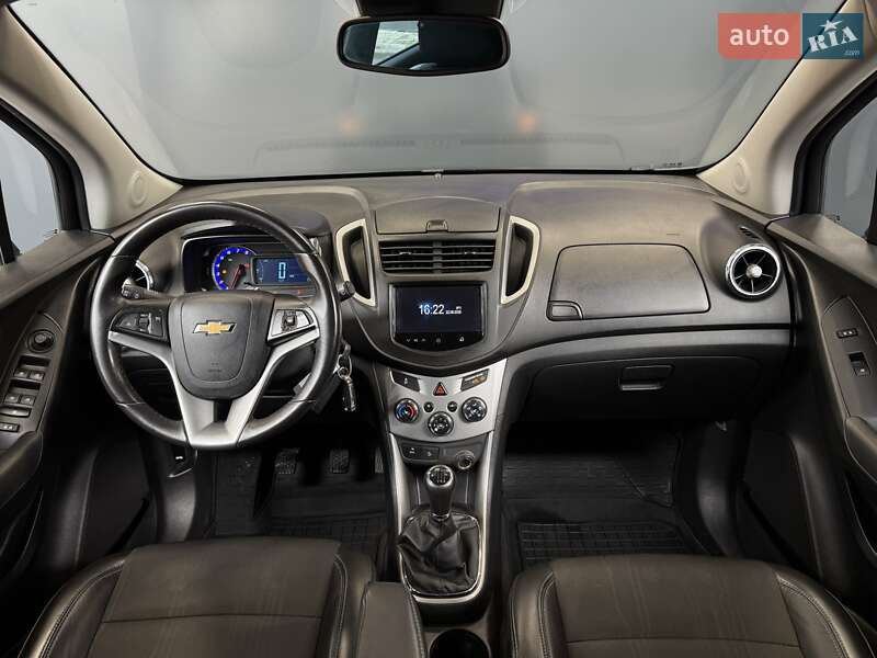 Внедорожник / Кроссовер Chevrolet Tracker 2013 в Киеве