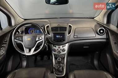 Внедорожник / Кроссовер Chevrolet Tracker 2013 в 
