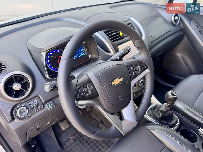 Внедорожник / Кроссовер Chevrolet Tracker 2014 в Одессе