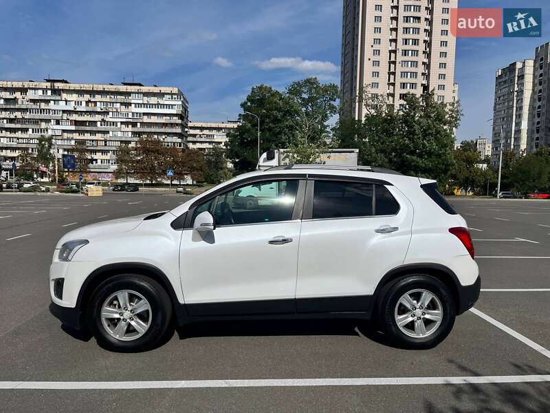 Внедорожник / Кроссовер Chevrolet Tracker 2014 в Киеве фото 2 Внедорожник / Кроссовер Chevrolet Tracker 2014 в Киеве