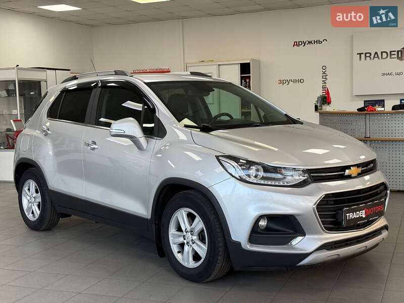 Позашляховик / Кросовер Chevrolet Tracker 2017 в  фото Позашляховик / Кросовер Chevrolet Tracker 2017 в