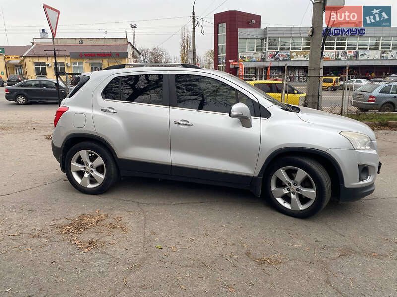 Позашляховик / Кросовер Chevrolet Tracker 2013 в Полтаві фото 6 Позашляховик / Кросовер Chevrolet Tracker 2013 в Полтаві