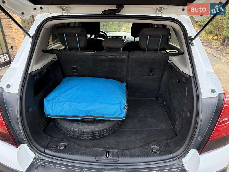 Позашляховик / Кросовер Chevrolet Tracker 2013 в Києві фото 20 Позашляховик / Кросовер Chevrolet Tracker 2013 в Києві