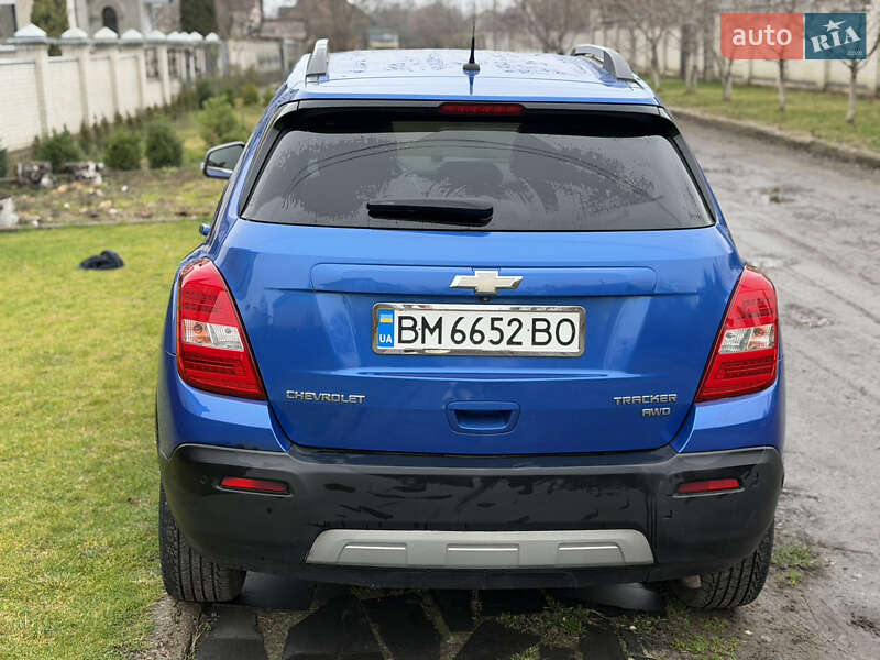 Позашляховик / Кросовер Chevrolet Tracker 2014 в Сумах