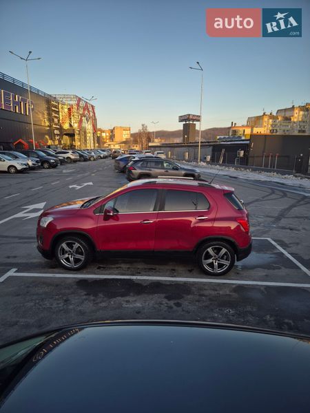 Внедорожник / Кроссовер Chevrolet Tracker 2014 в Обухове