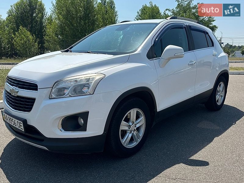 Позашляховик / Кросовер Chevrolet Tracker 2013 в Києві