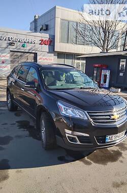 Позашляховик / Кросовер Chevrolet Traverse 2015 в Дніпрі