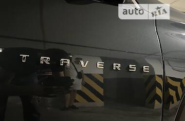 Внедорожник / Кроссовер Chevrolet Traverse 2020 в Киеве