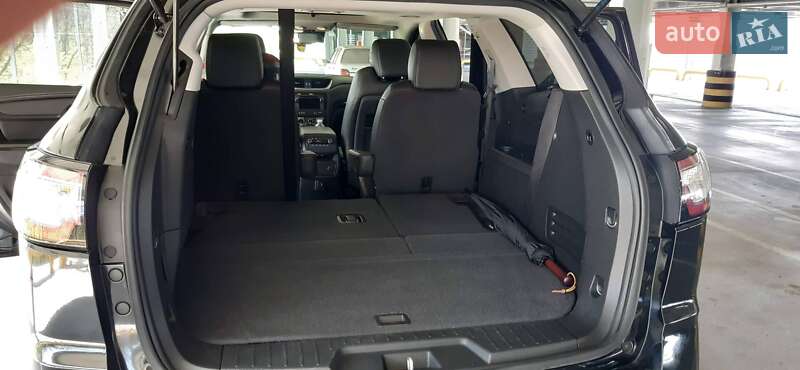 Внедорожник / Кроссовер Chevrolet Traverse 2017 в Киеве