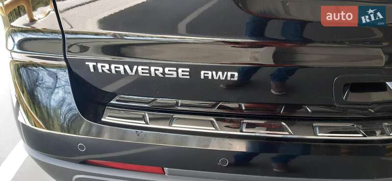 Внедорожник / Кроссовер Chevrolet Traverse 2017 в Киеве