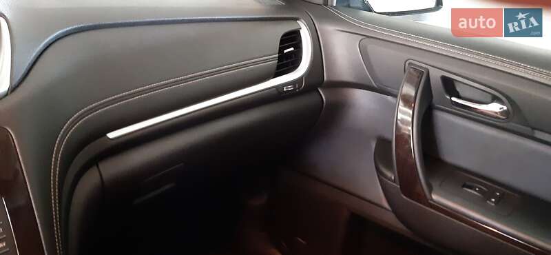 Внедорожник / Кроссовер Chevrolet Traverse 2017 в Киеве