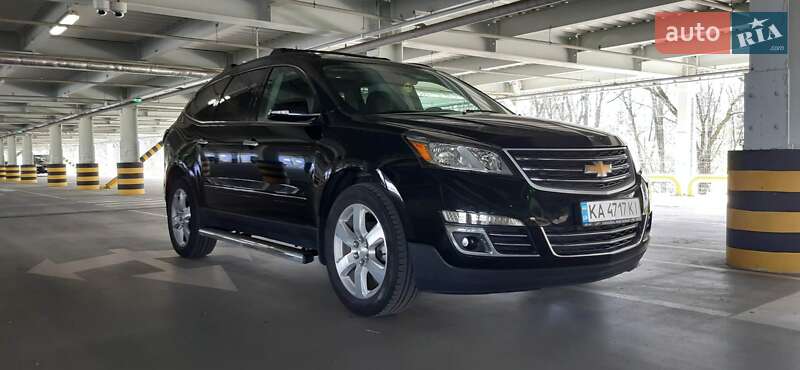 Внедорожник / Кроссовер Chevrolet Traverse 2017 в Киеве