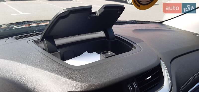 Внедорожник / Кроссовер Chevrolet Traverse 2017 в Киеве