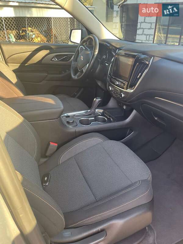 Внедорожник / Кроссовер Chevrolet Traverse 2018 в Киеве