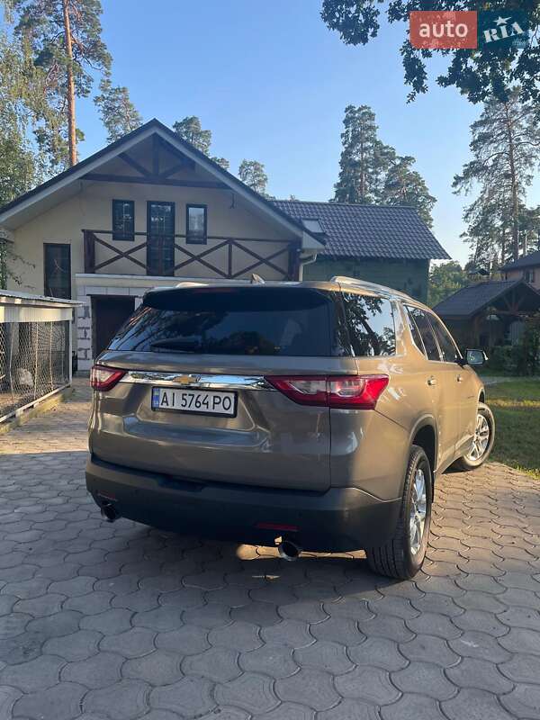Внедорожник / Кроссовер Chevrolet Traverse 2018 в Киеве