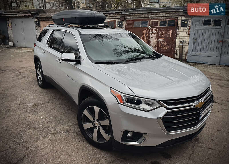 Внедорожник / Кроссовер Chevrolet Traverse 2018 в Киеве