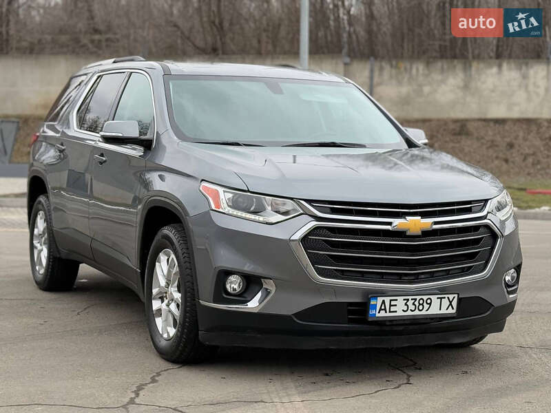 Позашляховик / Кросовер Chevrolet Traverse 2017 в Дніпрі