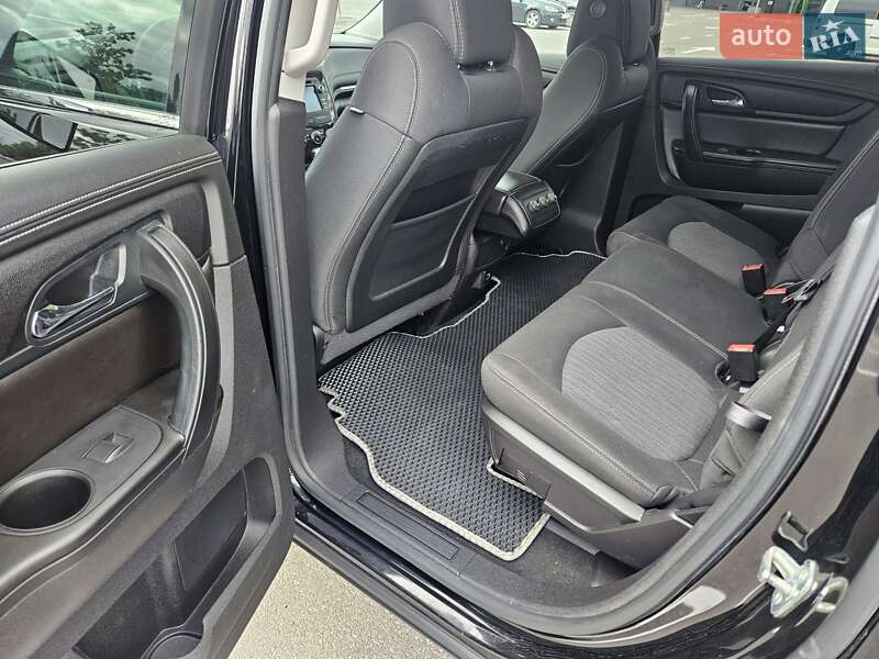 Позашляховик / Кросовер Chevrolet Traverse 2016 в Києві фото 18 Позашляховик / Кросовер Chevrolet Traverse 2016 в Києві