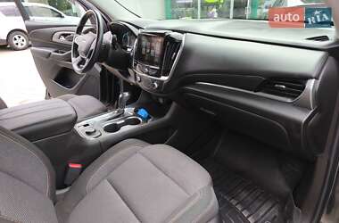 Внедорожник / Кроссовер Chevrolet Traverse 2018 в 