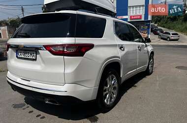 Внедорожник / Кроссовер Chevrolet Traverse 2018 в 