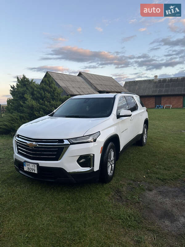 Позашляховик / Кросовер Chevrolet Traverse 2023 в Карпилівці