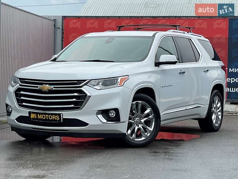 Внедорожник / Кроссовер Chevrolet Traverse 2018 в Киеве