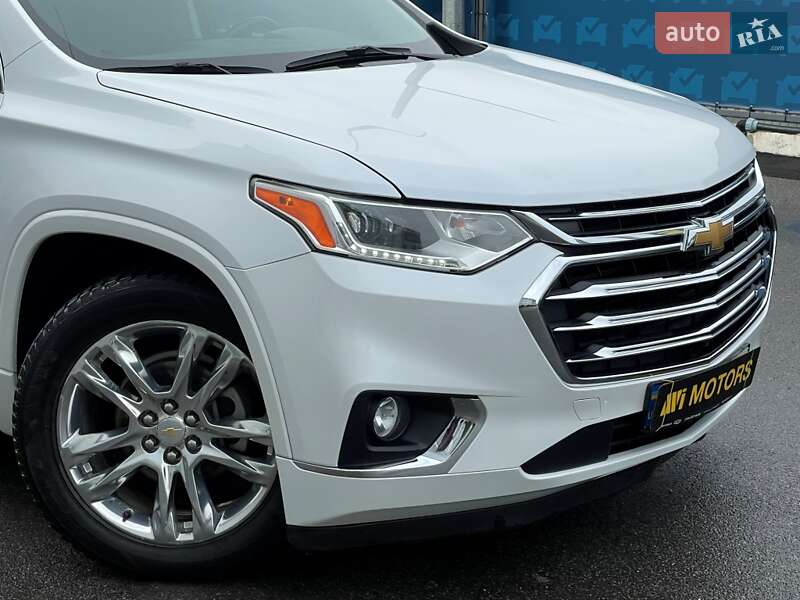 Внедорожник / Кроссовер Chevrolet Traverse 2018 в Киеве
