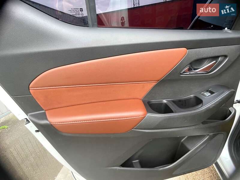 Внедорожник / Кроссовер Chevrolet Traverse 2018 в Киеве
