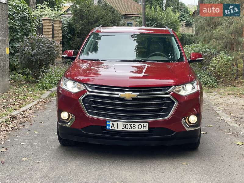 Внедорожник / Кроссовер Chevrolet Traverse 2020 в Киеве