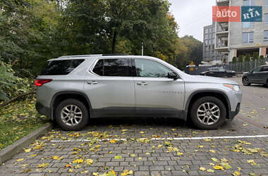 Внедорожник / Кроссовер Chevrolet Traverse 2017 в 