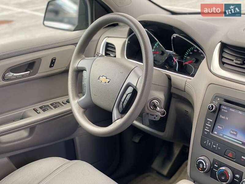 Позашляховик / Кросовер Chevrolet Traverse 2017 в Києві фото 43 Позашляховик / Кросовер Chevrolet Traverse 2017 в Києві