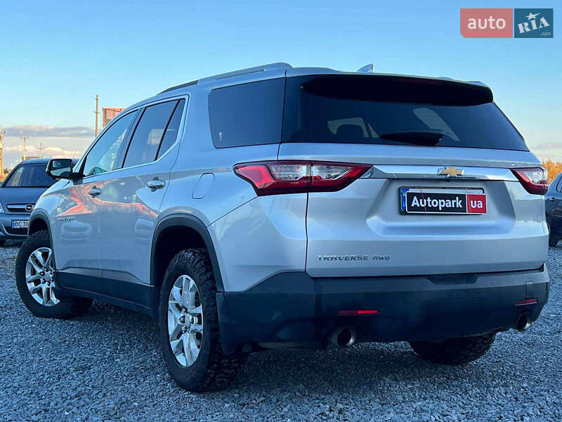 Внедорожник / Кроссовер Chevrolet Traverse 2017 в Львове