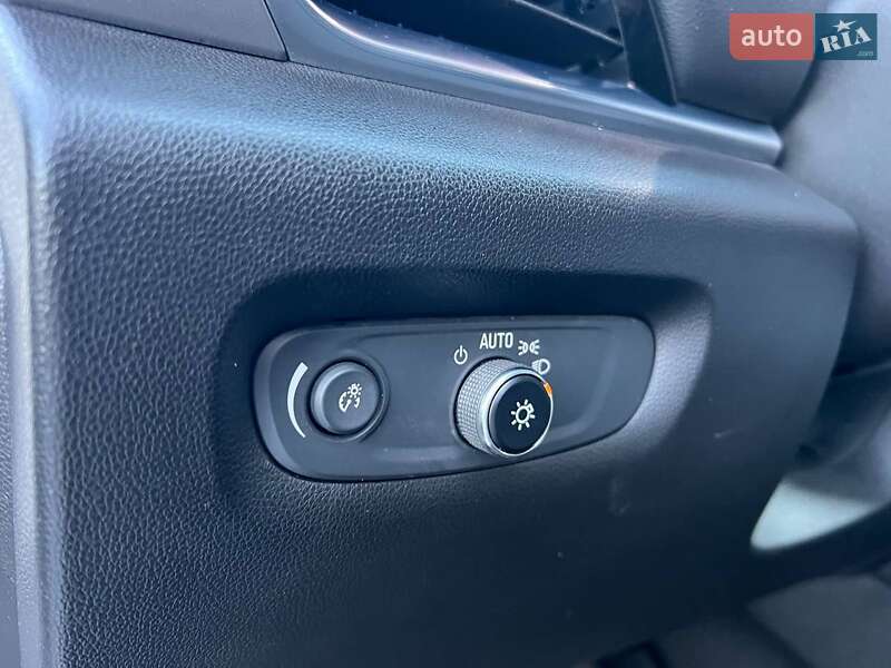 Внедорожник / Кроссовер Chevrolet Traverse 2017 в Львове