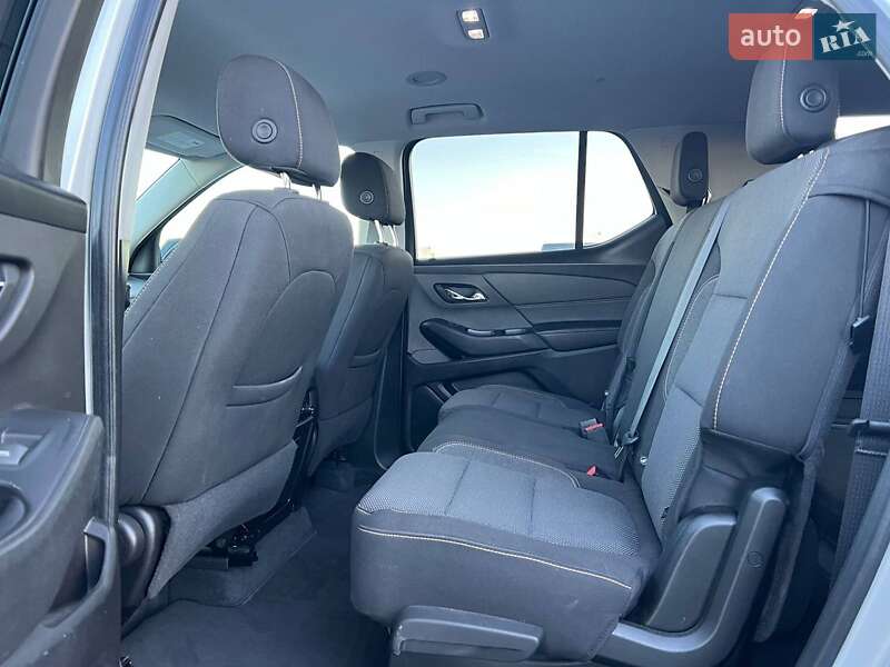 Внедорожник / Кроссовер Chevrolet Traverse 2017 в Львове