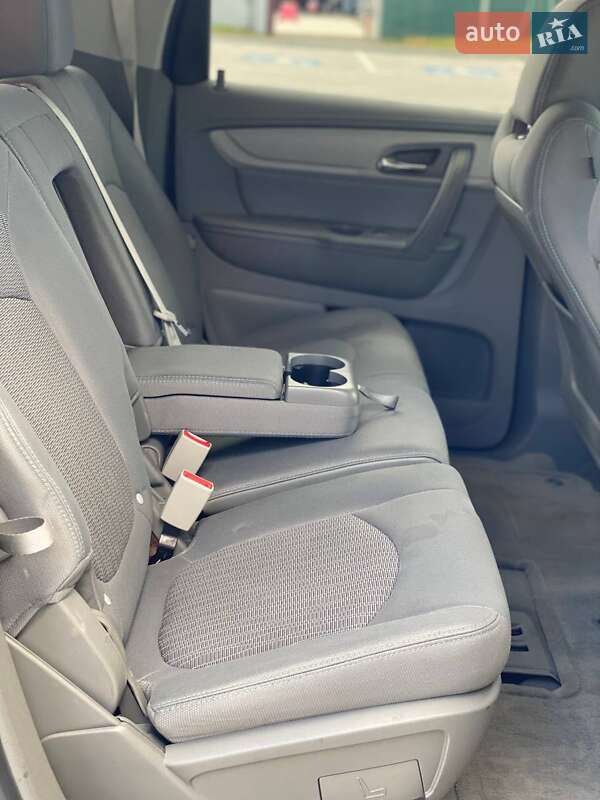 Внедорожник / Кроссовер Chevrolet Traverse 2017 в Киеве