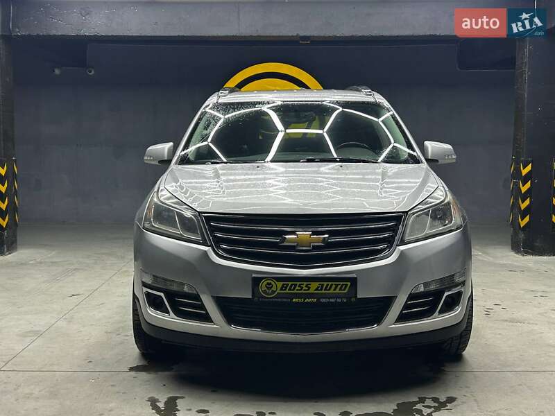 Позашляховик / Кросовер Chevrolet Traverse 2015 в Чернівцях фото 2 Позашляховик / Кросовер Chevrolet Traverse 2015 в Чернівцях