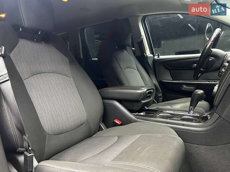 Позашляховик / Кросовер Chevrolet Traverse 2015 в Чернівцях фото 15 Позашляховик / Кросовер Chevrolet Traverse 2015 в Чернівцях