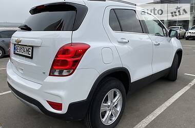 Позашляховик / Кросовер Chevrolet Trax 2018 в 