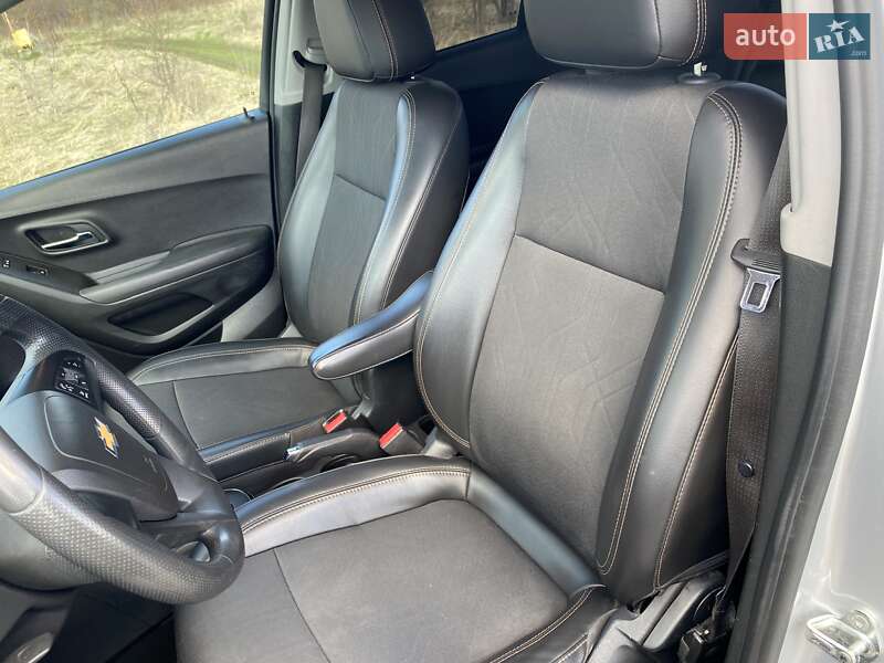 Внедорожник / Кроссовер Chevrolet Trax 2017 в Львове