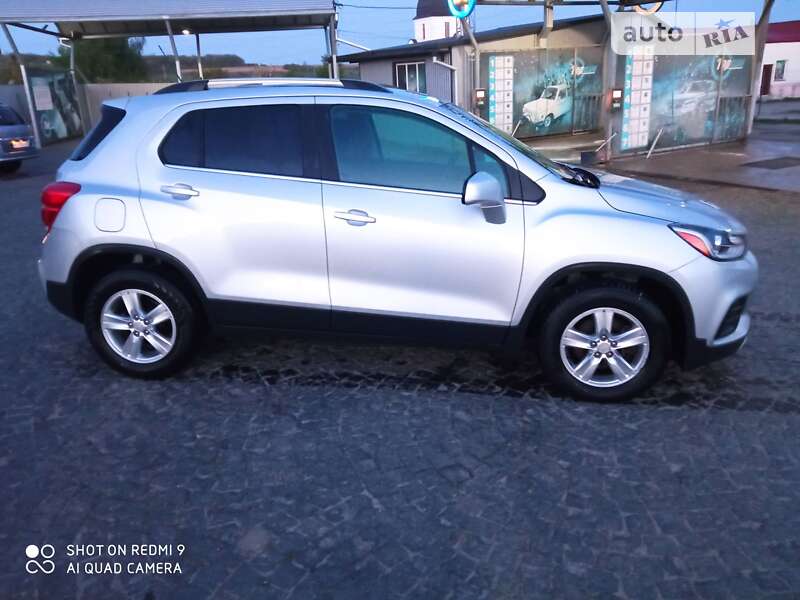 Внедорожник / Кроссовер Chevrolet Trax 2016 в Бучаче
