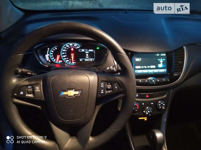 Внедорожник / Кроссовер Chevrolet Trax 2016 в Бучаче