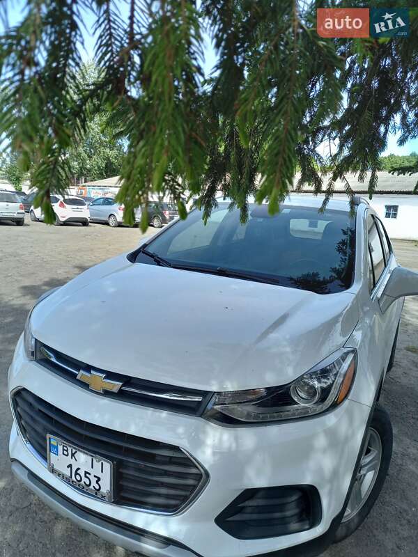Внедорожник / Кроссовер Chevrolet Trax 2019 в Сарнах