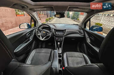 Внедорожник / Кроссовер Chevrolet Trax 2016 в 