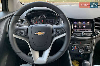 Позашляховик / Кросовер Chevrolet Trax 2020 в Києві