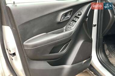 Внедорожник / Кроссовер Chevrolet Trax 2016 в 