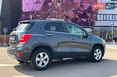 Внедорожник / Кроссовер Chevrolet Trax 2018 в 